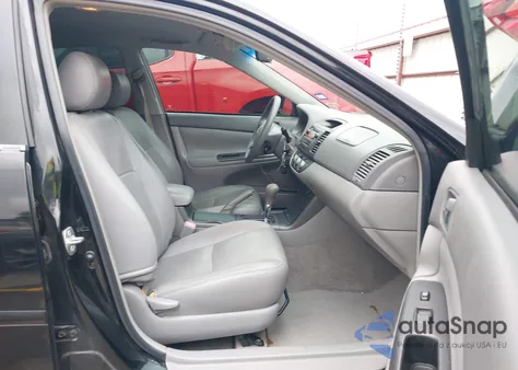 2005 Toyota Camry Le V6 from USA, damaged, VIN 4T1BF32K05U090611